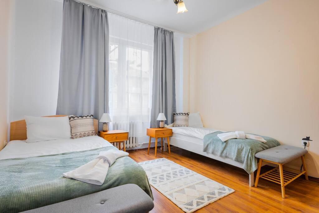 Spacious 3Bd Central Apartment โซเฟีย ภายนอก รูปภาพ