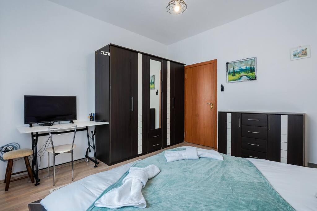 Spacious 3Bd Central Apartment โซเฟีย ภายนอก รูปภาพ